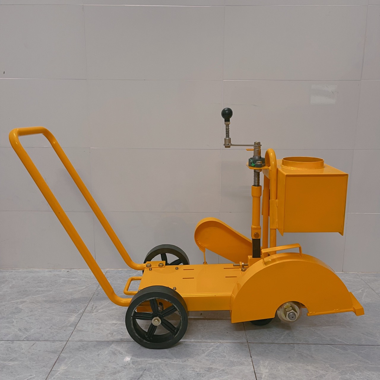 Máy cắt bê tông KC14