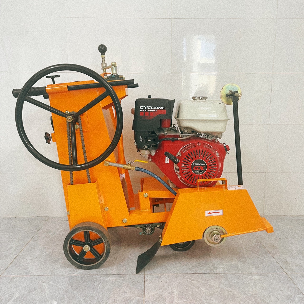 Máy cắt bê tông KC16X